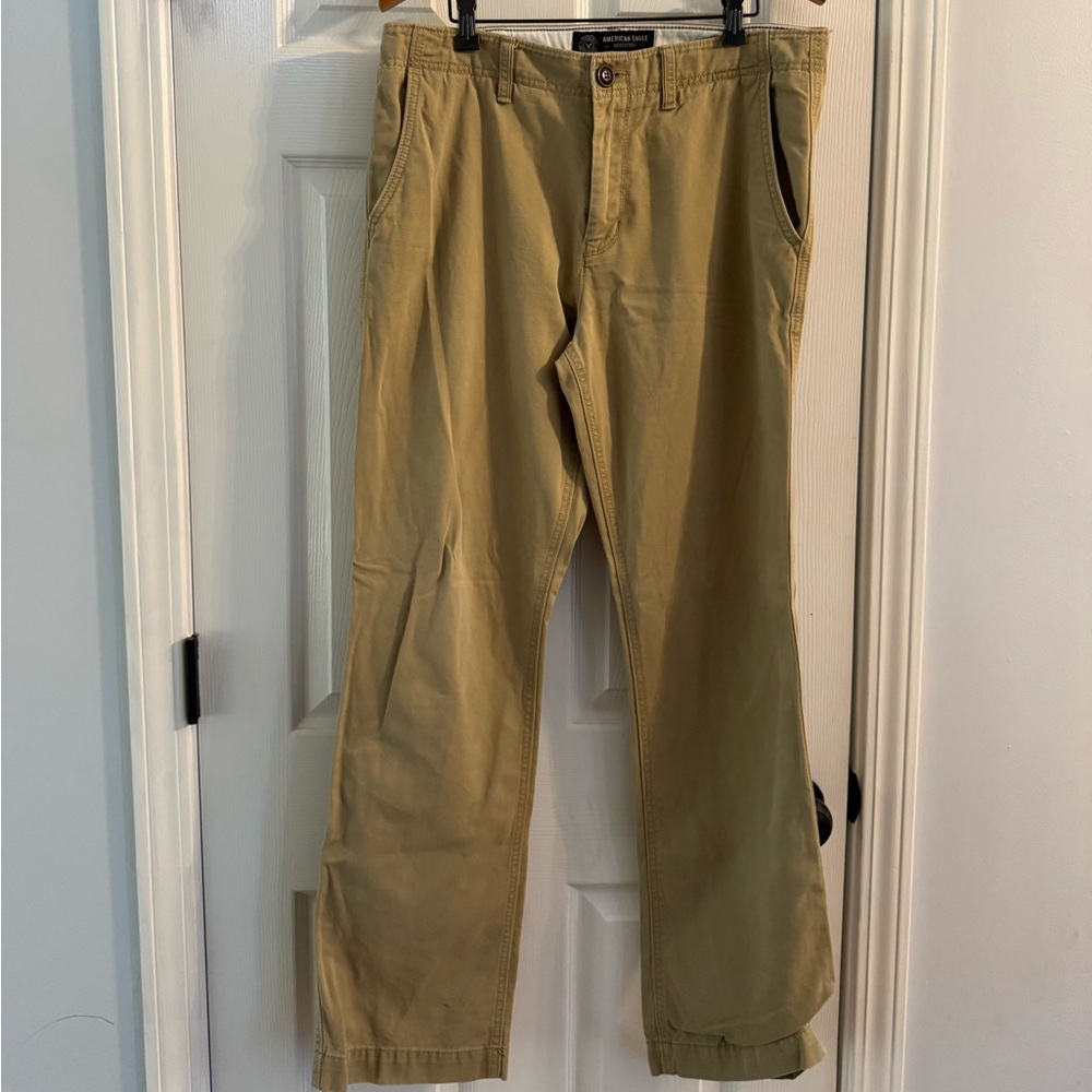 American Eagle Outfitters Tan Chino Pants